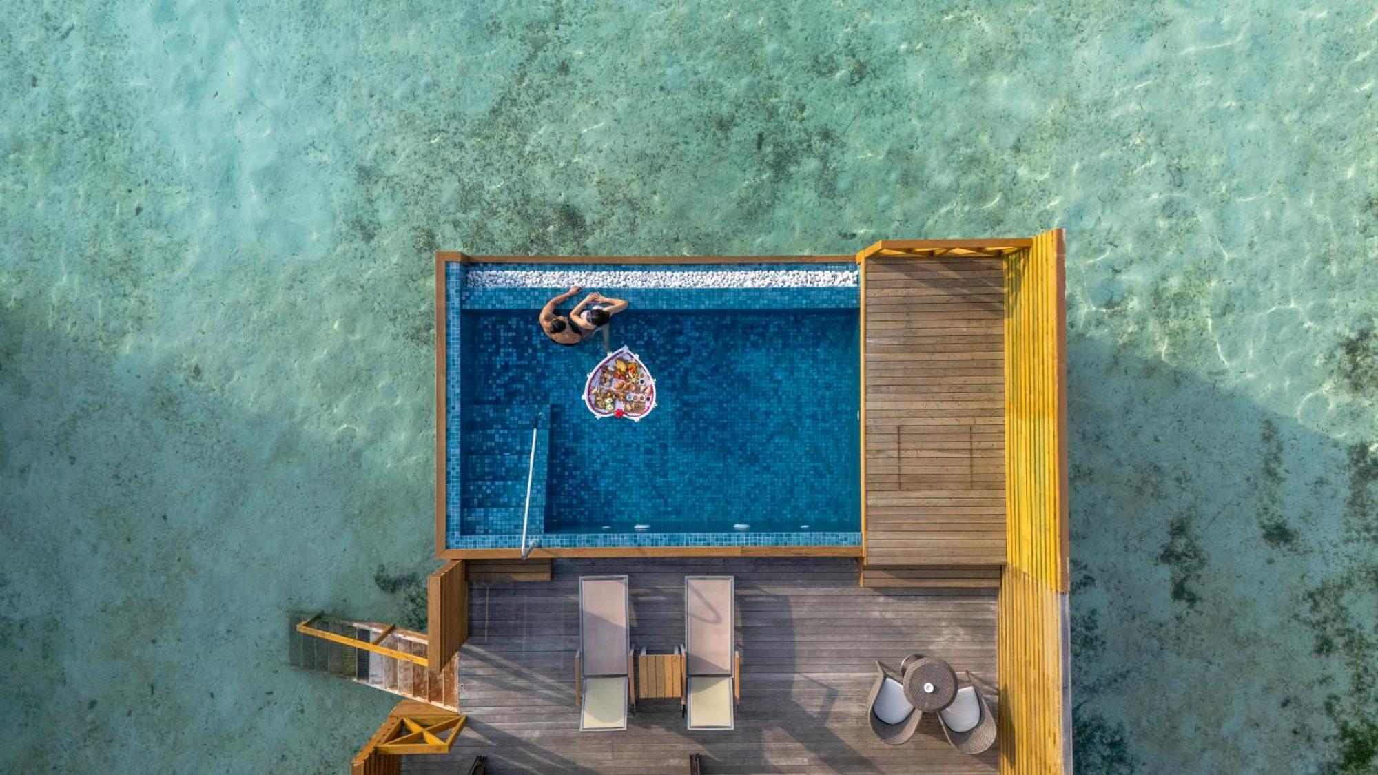 Cocoon Maldives 5*