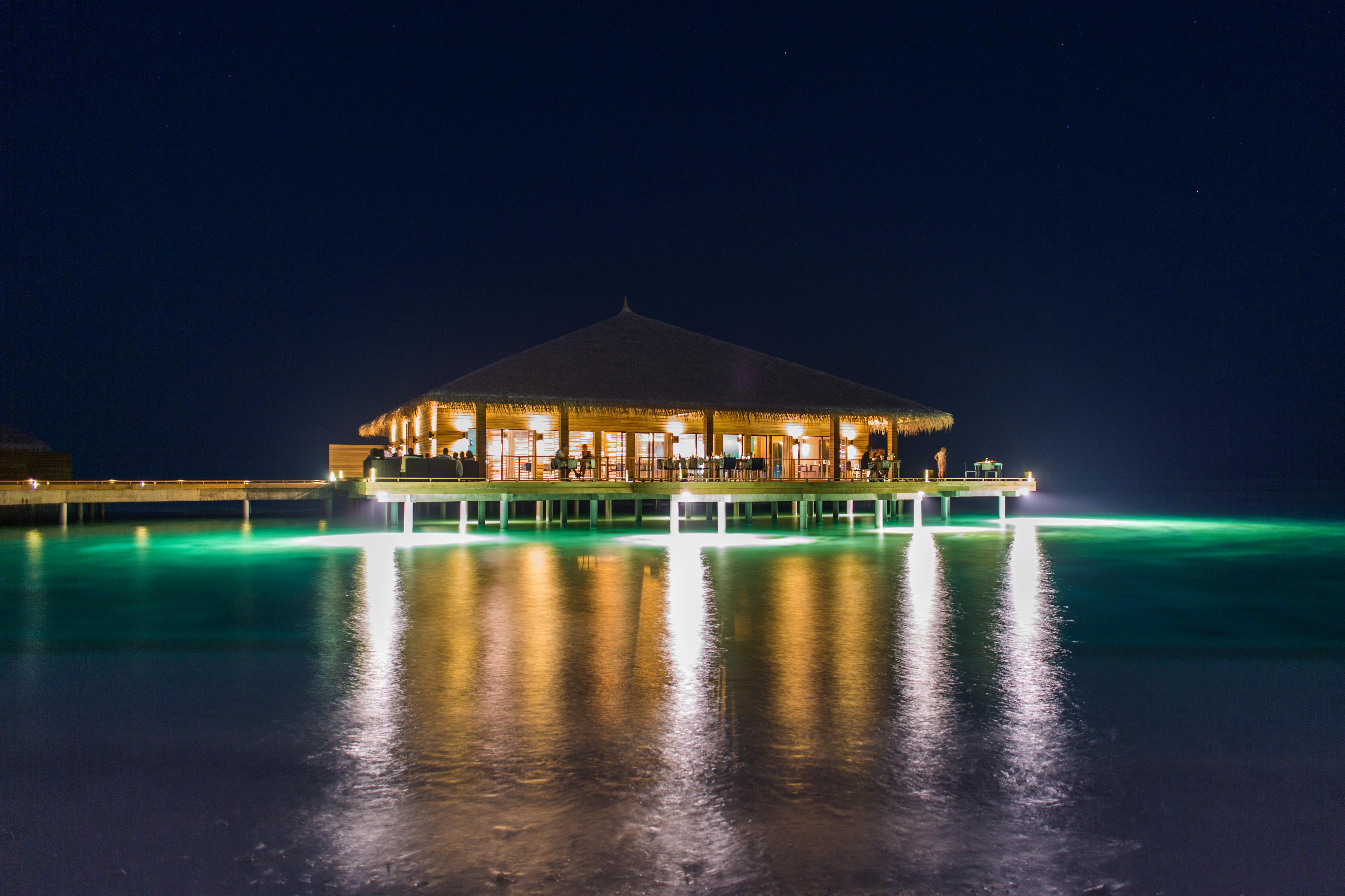 Cocoon Maldives 5*
